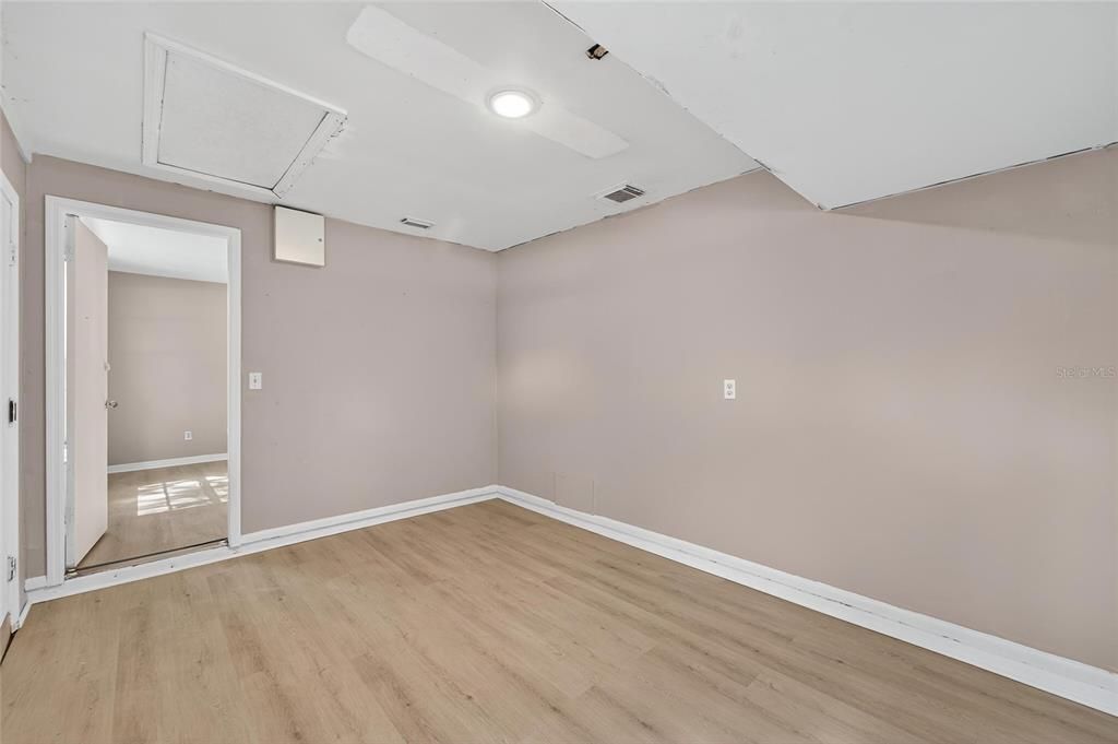 出租: $2,195 (4 贝兹, 2 浴室, 1571 平方英尺)