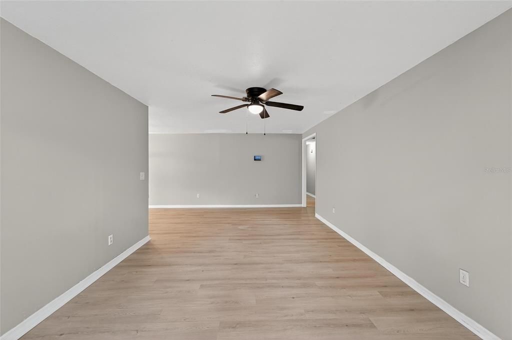 出租: $2,195 (4 贝兹, 2 浴室, 1571 平方英尺)