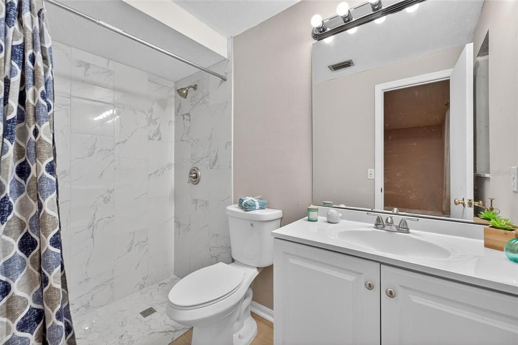 出租: $2,195 (4 贝兹, 2 浴室, 1571 平方英尺)