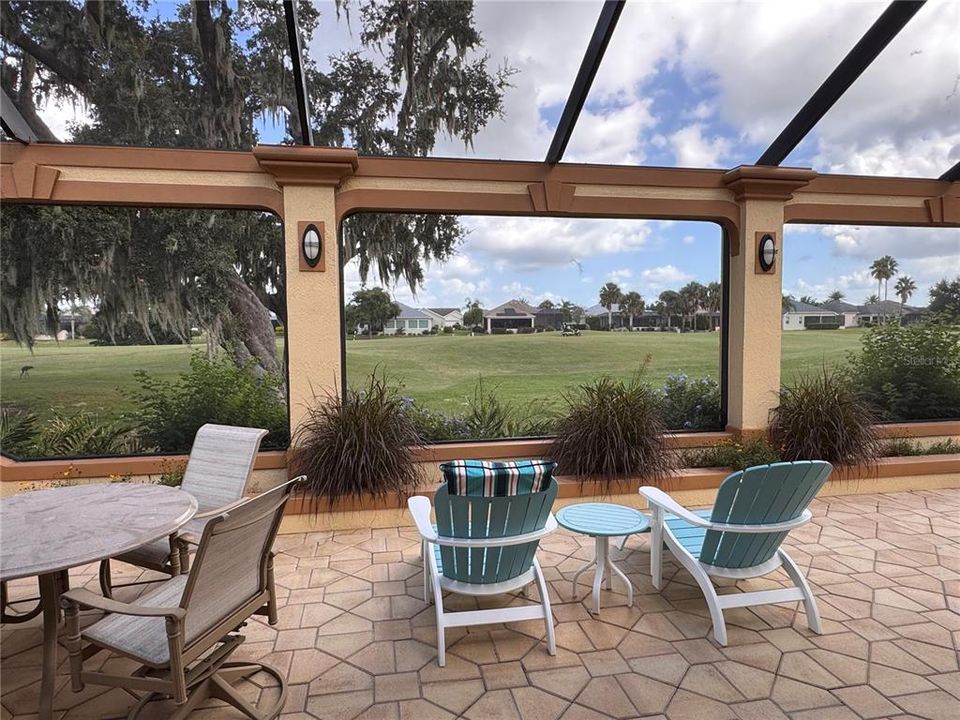 Active With Contract: $739,900 (3 beds, 2 baths, 1926 Square Feet)