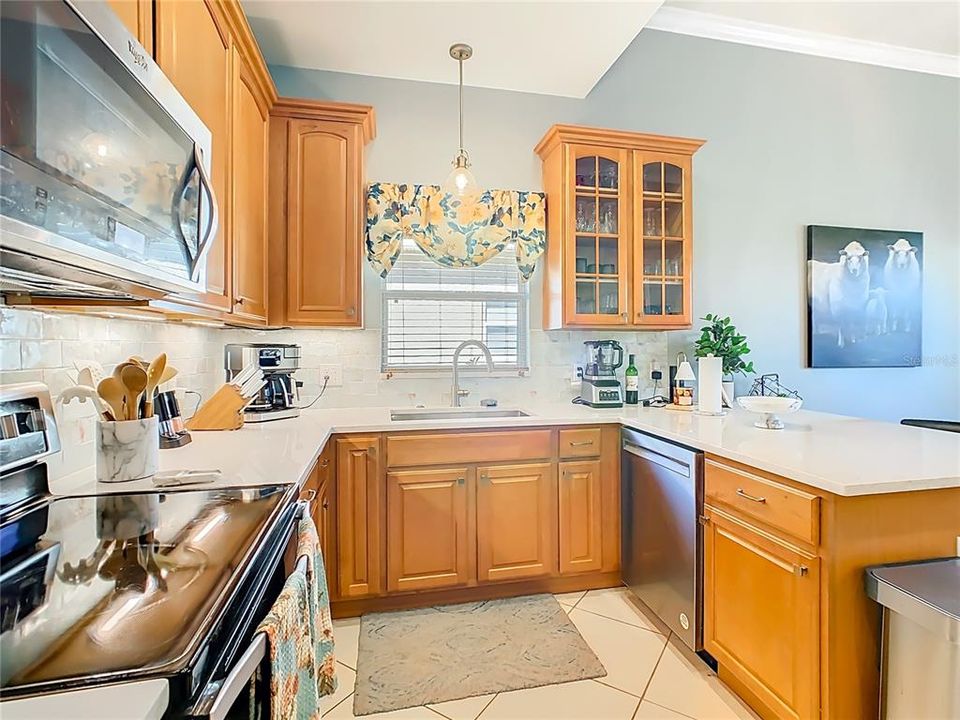 待售: $324,785 (3 贝兹, 2 浴室, 1813 平方英尺)