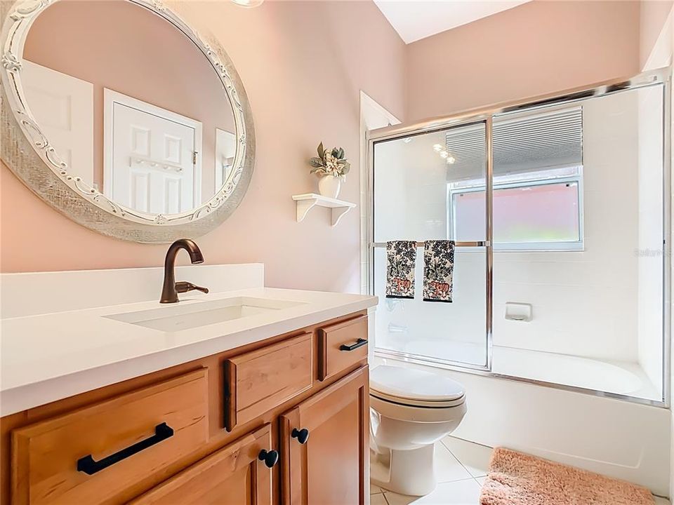 待售: $324,785 (3 贝兹, 2 浴室, 1813 平方英尺)