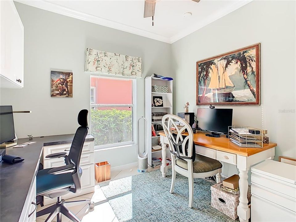 待售: $324,785 (3 贝兹, 2 浴室, 1813 平方英尺)