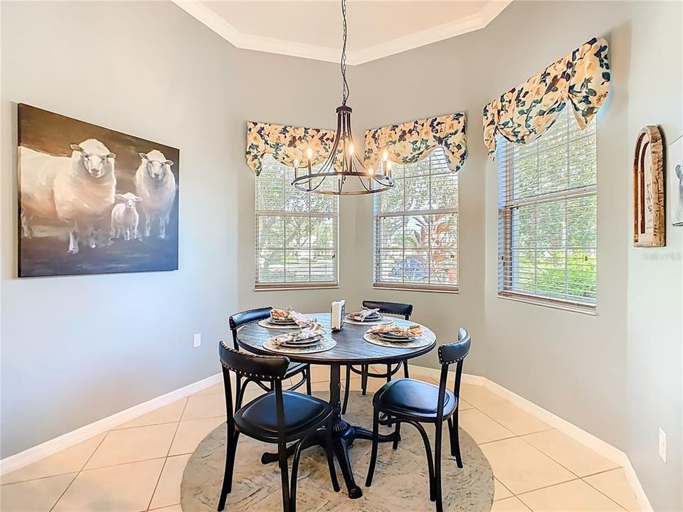 待售: $324,785 (3 贝兹, 2 浴室, 1813 平方英尺)