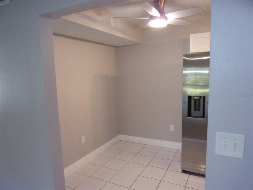 For Sale: $213,995 (2 beds, 2 baths, 1038 Square Feet)