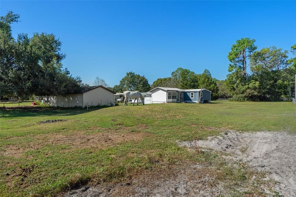 合同活跃: $234,900 (3 贝兹, 2 浴室, 1440 平方英尺)