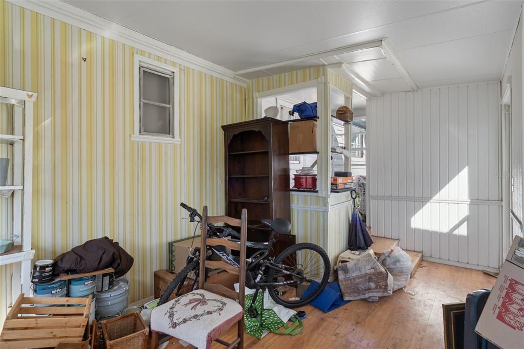 合同活跃: $234,900 (3 贝兹, 2 浴室, 1440 平方英尺)