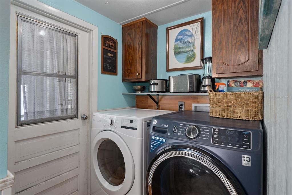 合同活跃: $234,900 (3 贝兹, 2 浴室, 1440 平方英尺)