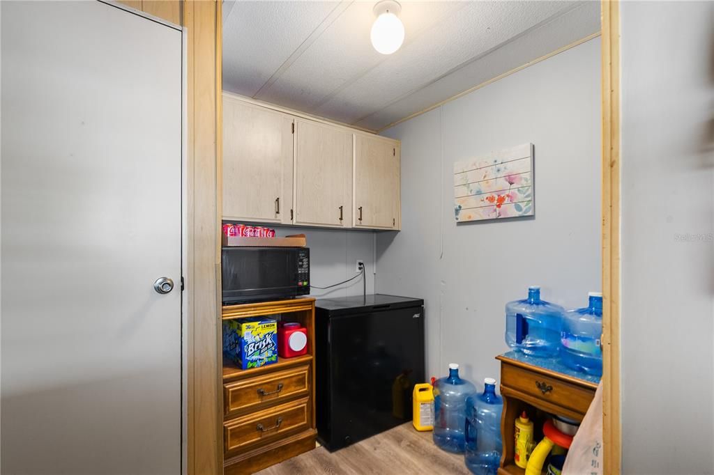 For Sale: $220,000 (2 beds, 2 baths, 1056 Square Feet)