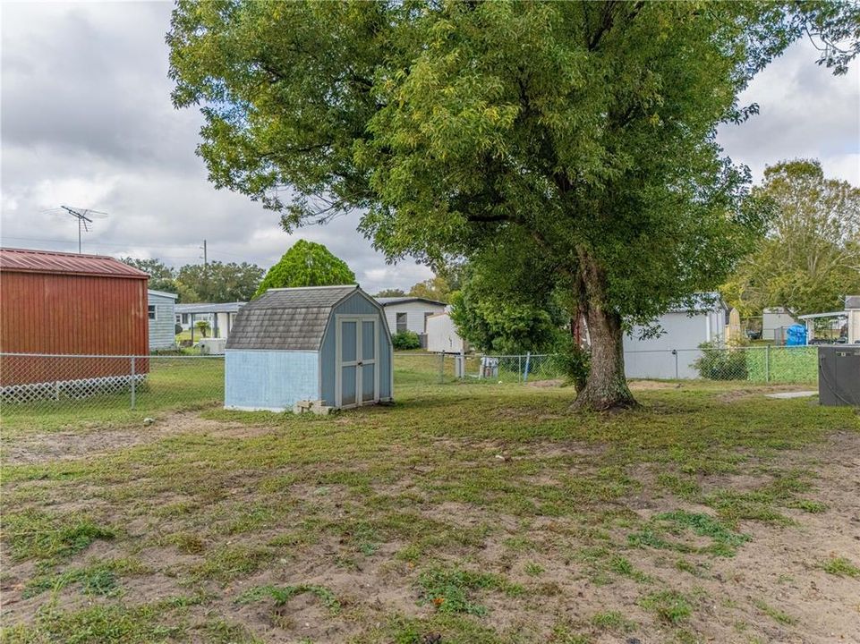 For Sale: $220,000 (2 beds, 2 baths, 1056 Square Feet)