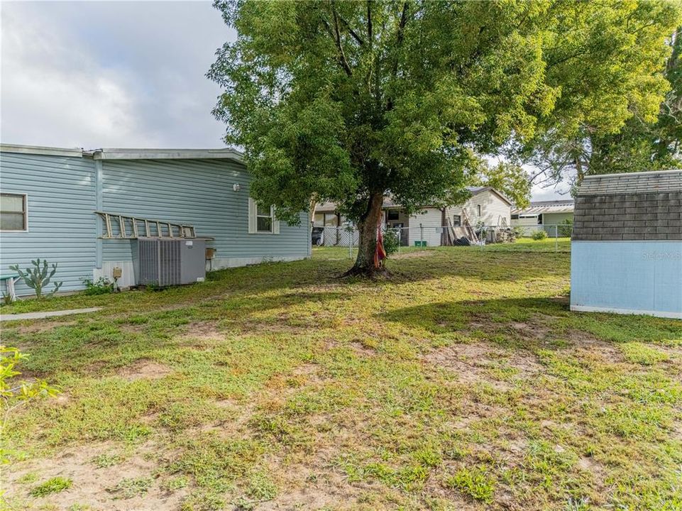 For Sale: $220,000 (2 beds, 2 baths, 1056 Square Feet)