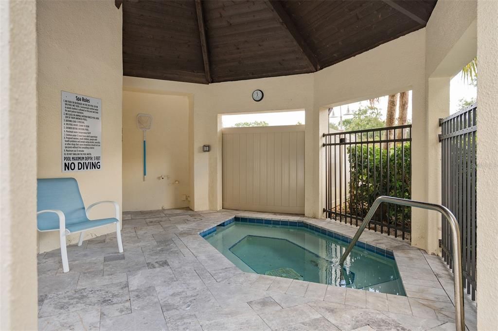 For Sale: $695,000 (2 beds, 2 baths, 1203 Square Feet)