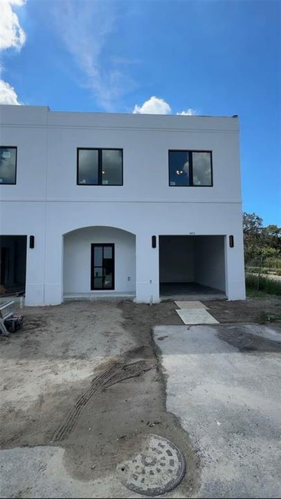 For Sale: $325,000 (3 beds, 2 baths, 1737 Square Feet)