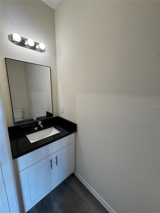 For Sale: $325,000 (3 beds, 2 baths, 1737 Square Feet)