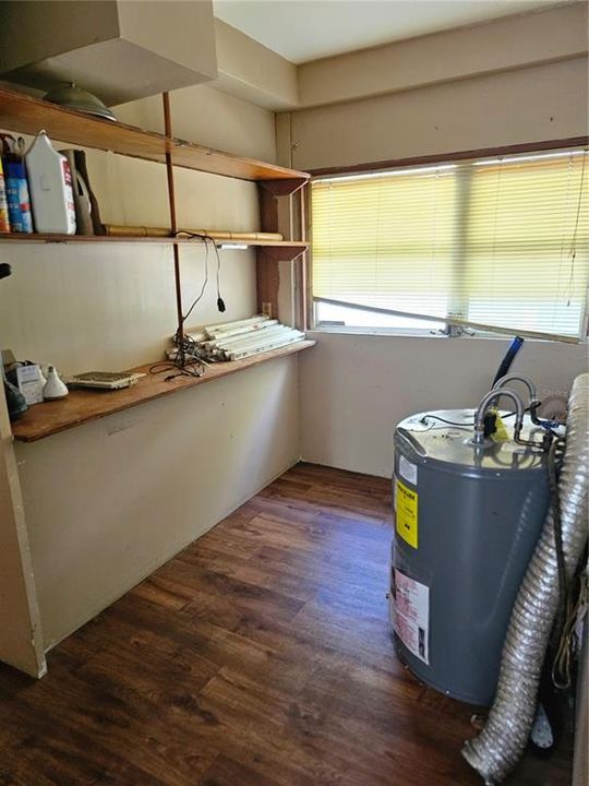 Active With Contract: $145,000 (3 beds, 2 baths, 1250 Square Feet)