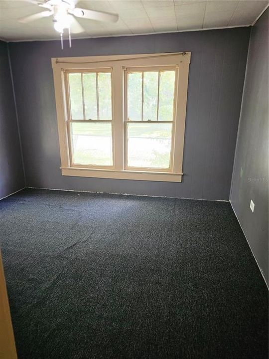 Active With Contract: $145,000 (3 beds, 2 baths, 1250 Square Feet)