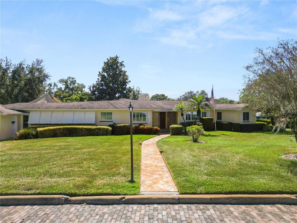 待售: $649,500 (3 贝兹, 2 浴室, 2574 平方英尺)