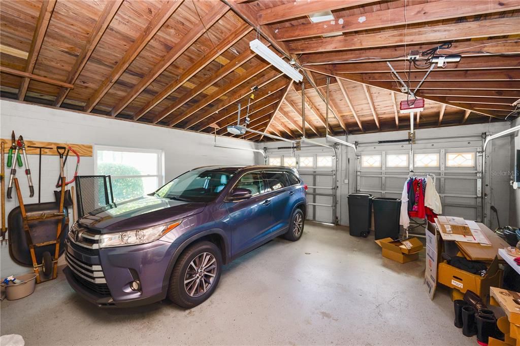 待售: $649,500 (3 贝兹, 2 浴室, 2574 平方英尺)