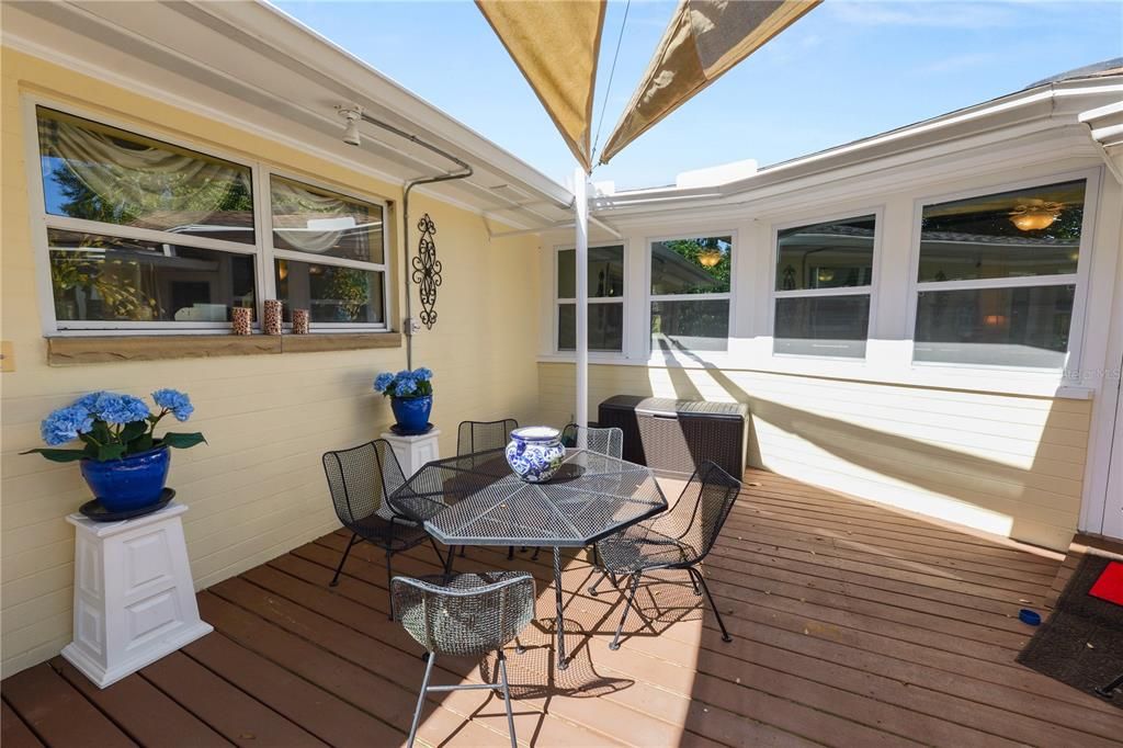 待售: $649,500 (3 贝兹, 2 浴室, 2574 平方英尺)