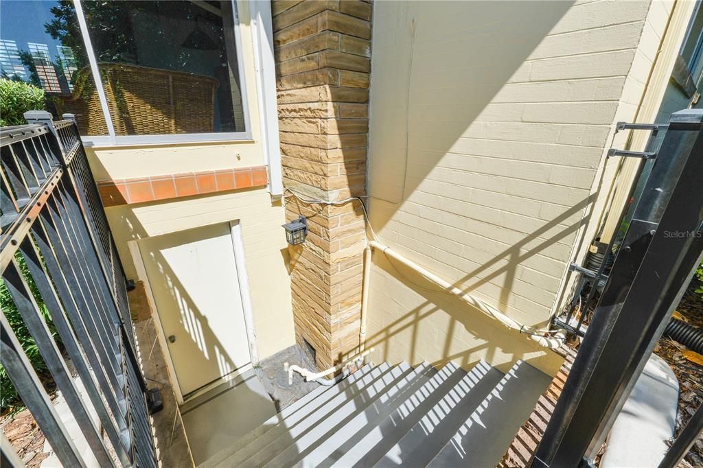 待售: $649,500 (3 贝兹, 2 浴室, 2574 平方英尺)