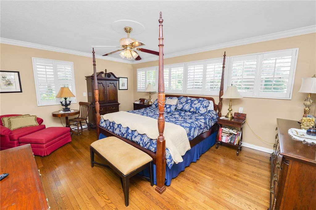 待售: $649,500 (3 贝兹, 2 浴室, 2574 平方英尺)