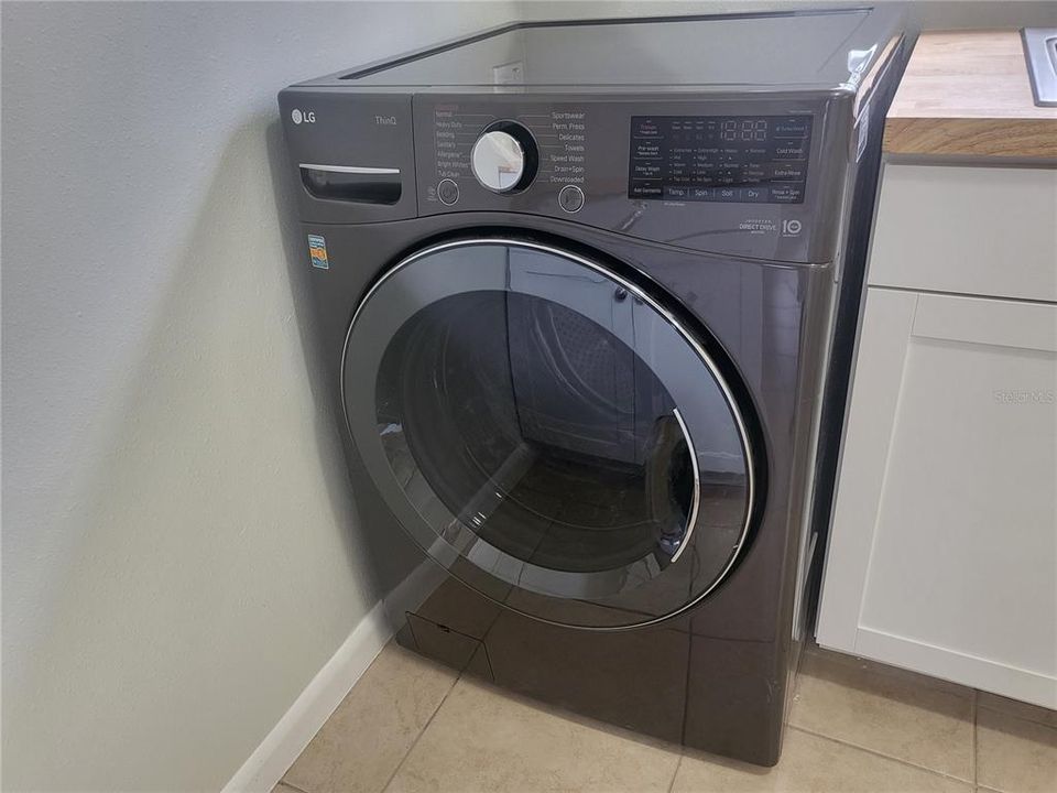 For Sale: $104,000 (1 beds, 1 baths, 650 Square Feet)