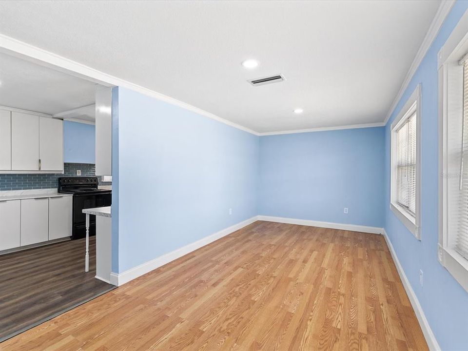 En Venta: $289,000 (3 camas, 2 baños, 1024 Pies cuadrados)