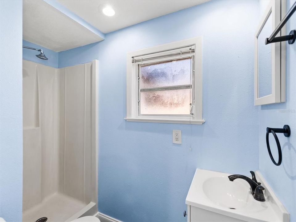 En Venta: $289,000 (3 camas, 2 baños, 1024 Pies cuadrados)