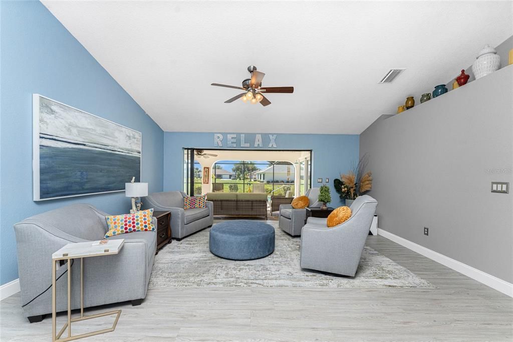 Active With Contract: $459,900 (4 beds, 2 baths, 2564 Square Feet)