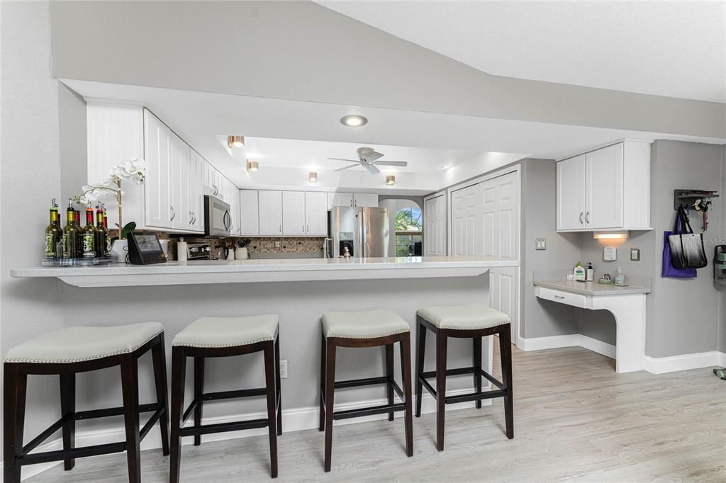 Active With Contract: $459,900 (4 beds, 2 baths, 2564 Square Feet)