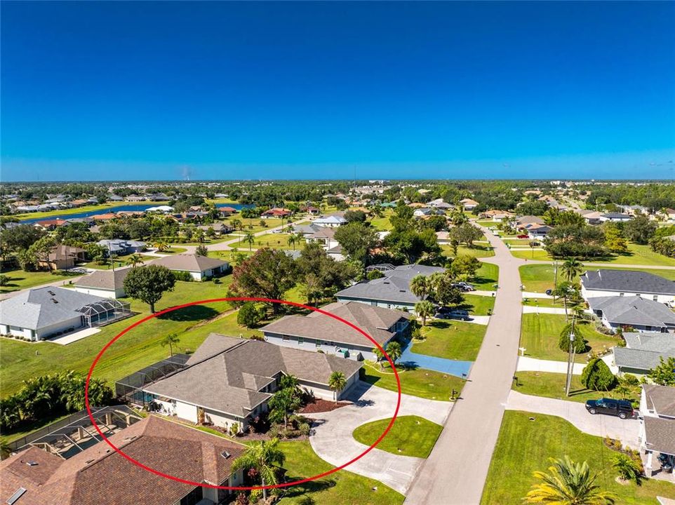 Active With Contract: $459,900 (4 beds, 2 baths, 2564 Square Feet)