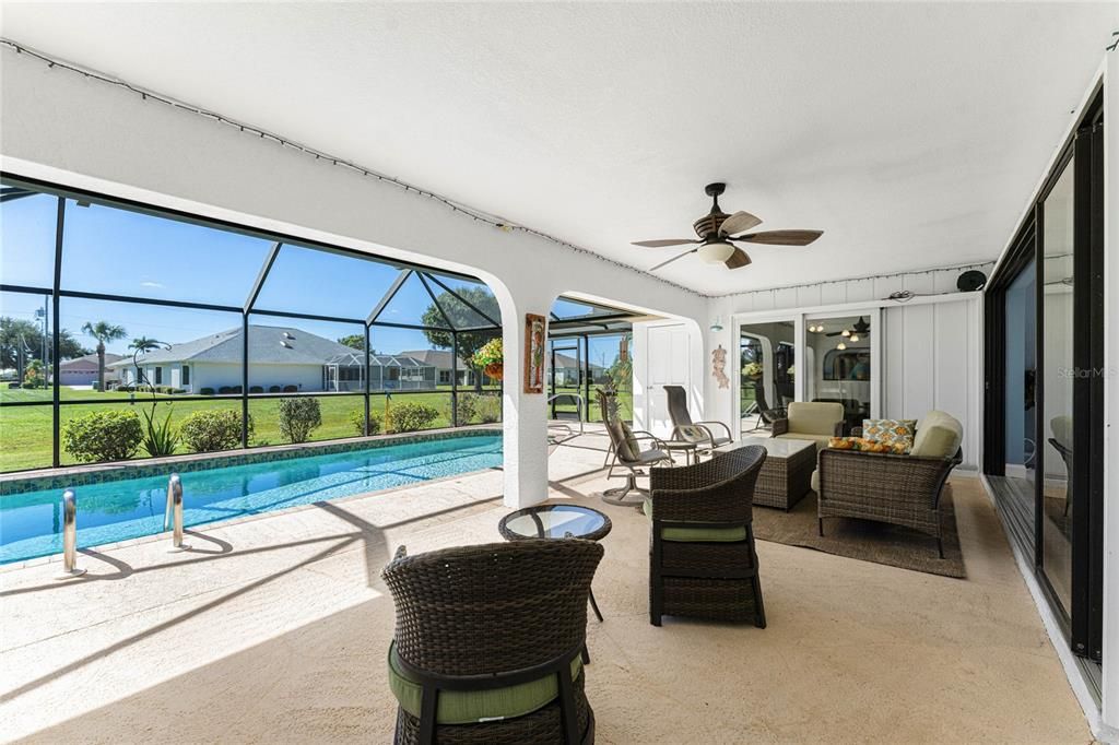 Active With Contract: $459,900 (4 beds, 2 baths, 2564 Square Feet)