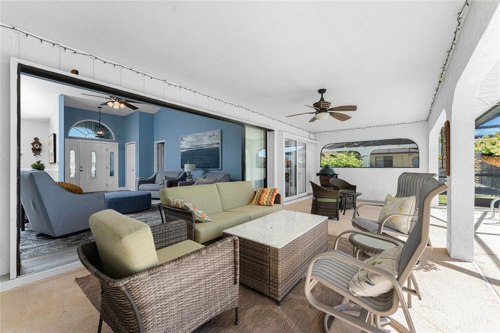 Active With Contract: $459,900 (4 beds, 2 baths, 2564 Square Feet)