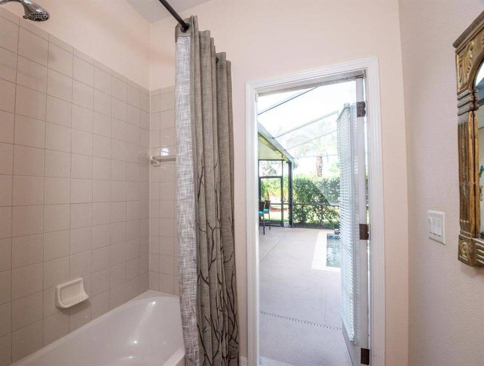 For Sale: $595,000 (4 beds, 3 baths, 2371 Square Feet)