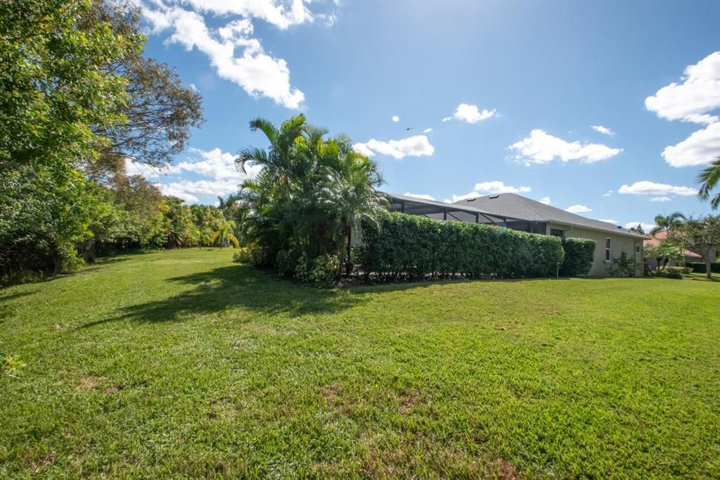 For Sale: $595,000 (4 beds, 3 baths, 2371 Square Feet)