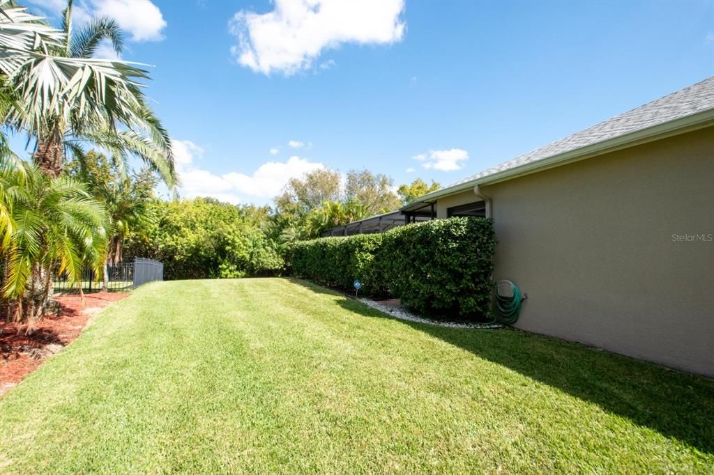 For Sale: $595,000 (4 beds, 3 baths, 2371 Square Feet)