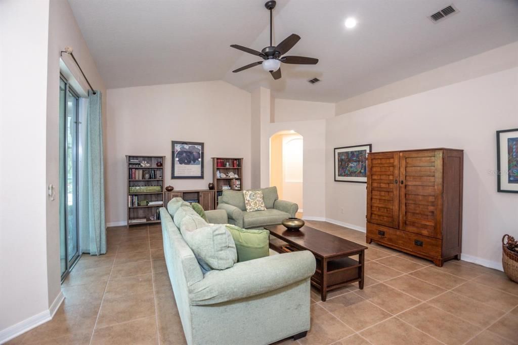 For Sale: $595,000 (4 beds, 3 baths, 2371 Square Feet)