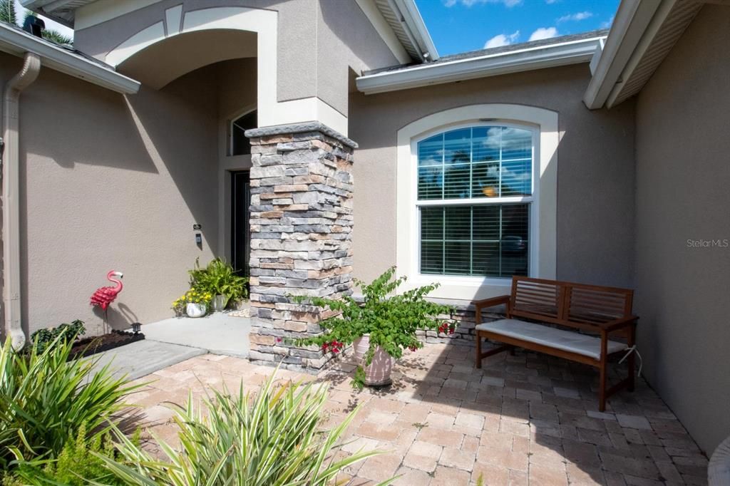 For Sale: $595,000 (4 beds, 3 baths, 2371 Square Feet)