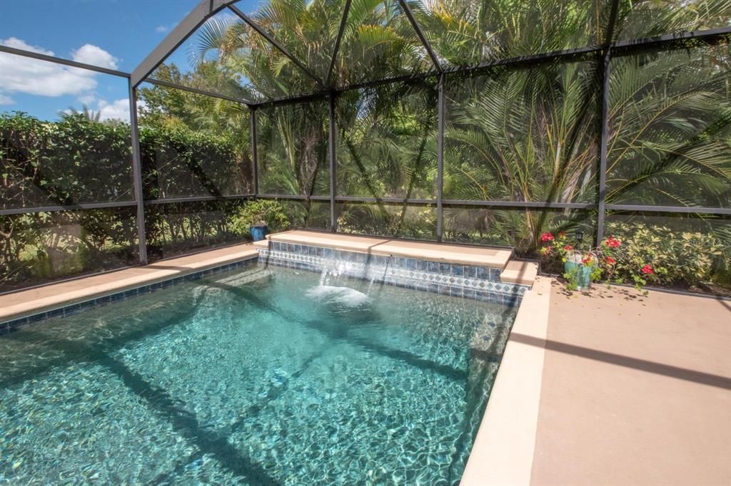 For Sale: $595,000 (4 beds, 3 baths, 2371 Square Feet)