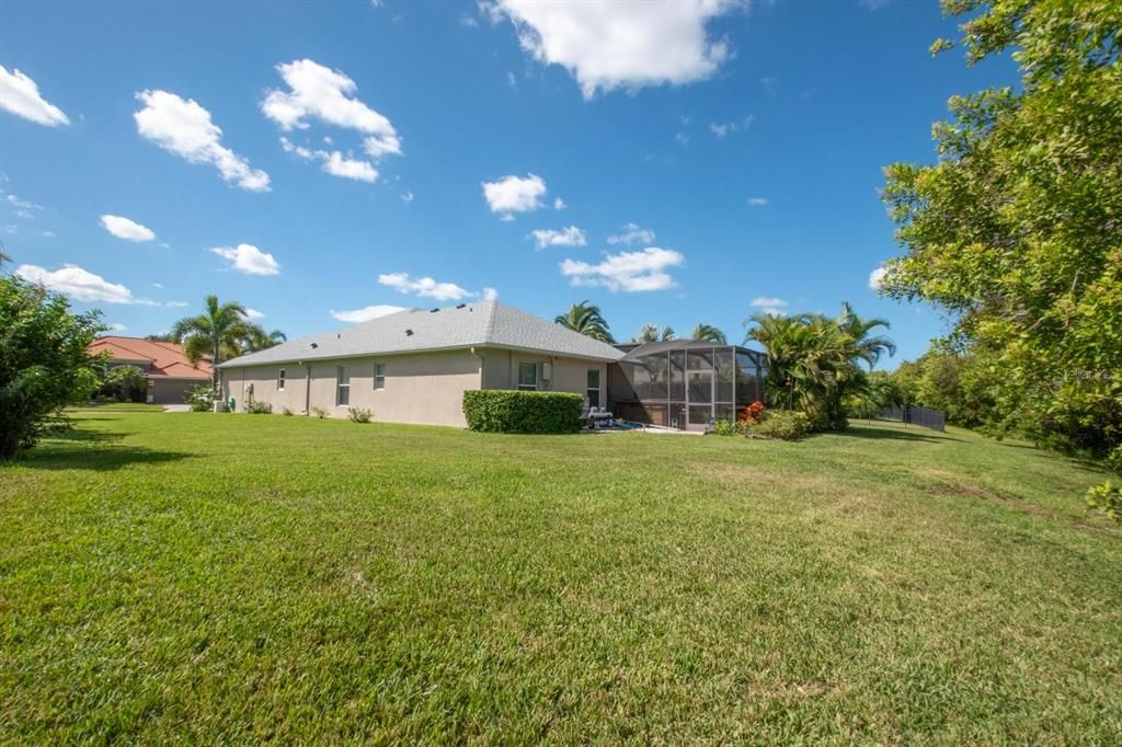 For Sale: $595,000 (4 beds, 3 baths, 2371 Square Feet)