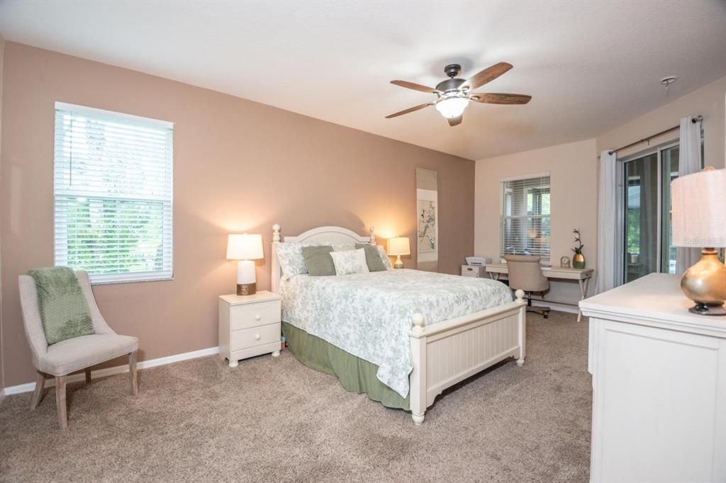 For Sale: $595,000 (4 beds, 3 baths, 2371 Square Feet)