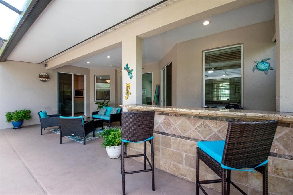 For Sale: $595,000 (4 beds, 3 baths, 2371 Square Feet)