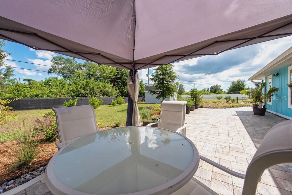 Active With Contract: $300,000 (2 beds, 2 baths, 1342 Square Feet)