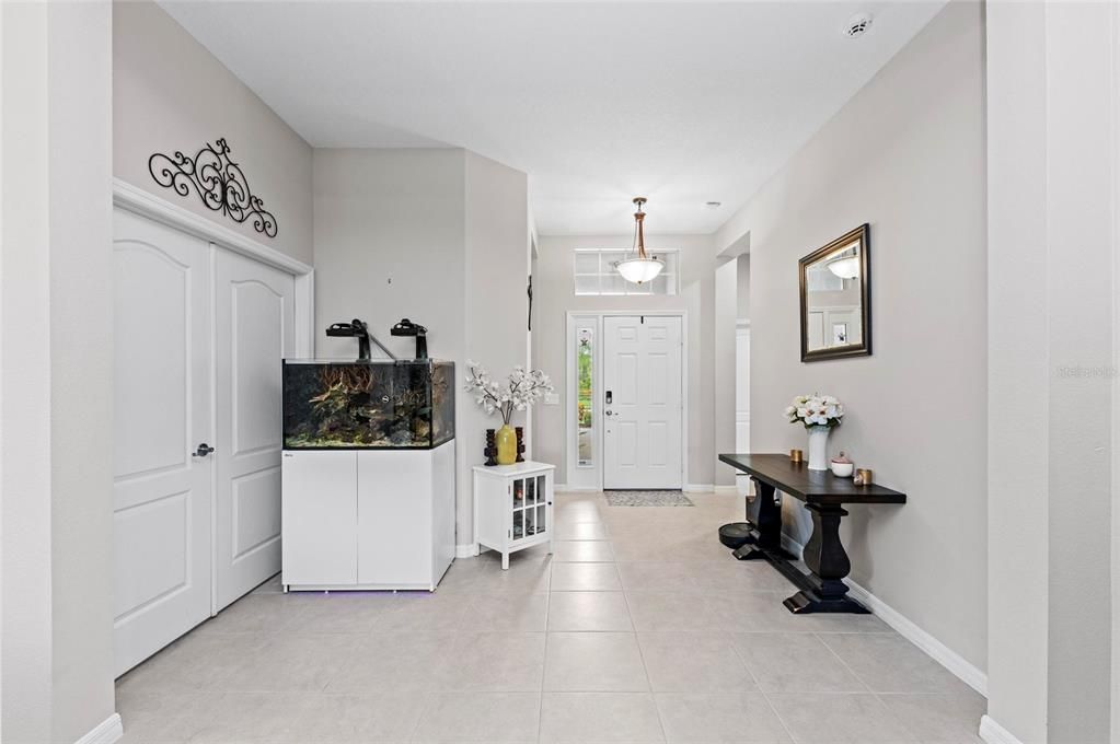 出租: $3,750 (3 贝兹, 2 浴室, 2485 平方英尺)