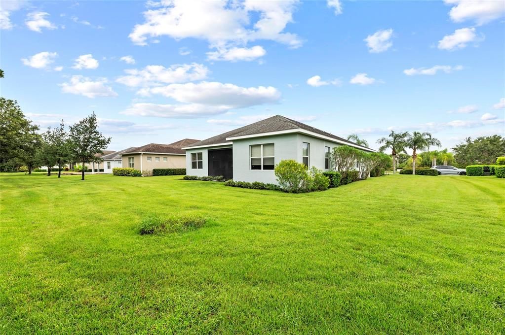 出租: $3,750 (3 贝兹, 2 浴室, 2485 平方英尺)