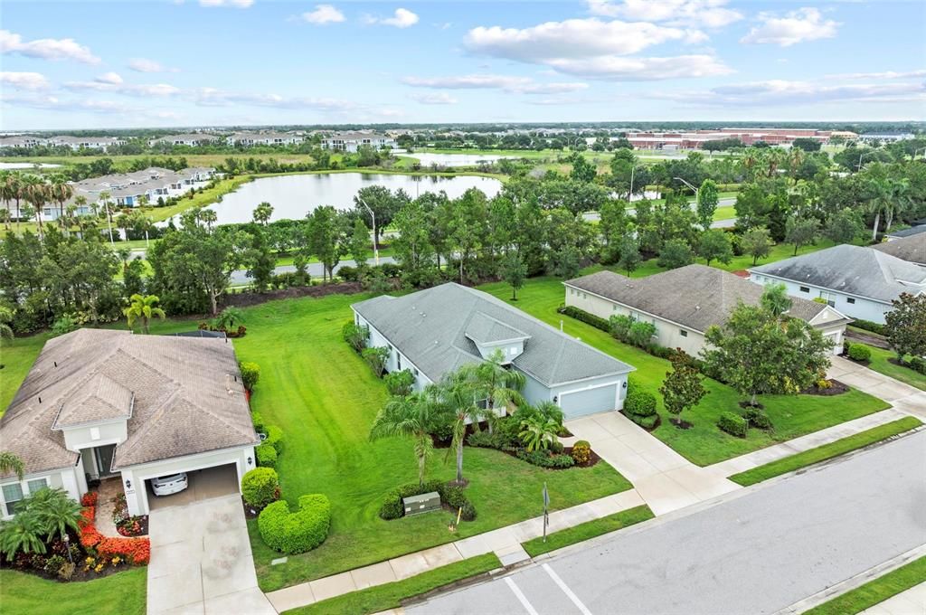 出租: $3,750 (3 贝兹, 2 浴室, 2485 平方英尺)