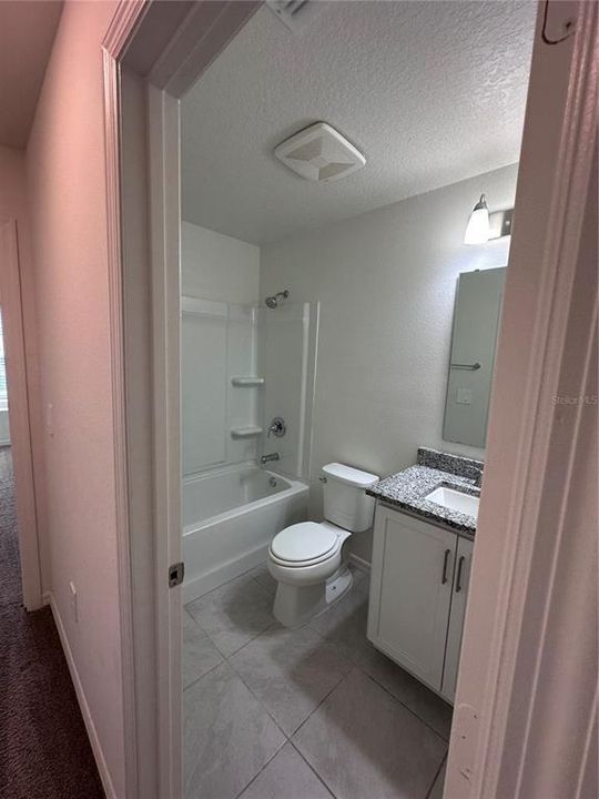 For Rent: $2,050 (3 beds, 2 baths, 1687 Square Feet)