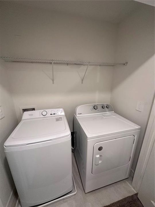 For Rent: $2,050 (3 beds, 2 baths, 1687 Square Feet)