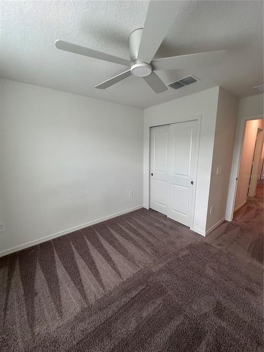 For Rent: $2,050 (3 beds, 2 baths, 1687 Square Feet)
