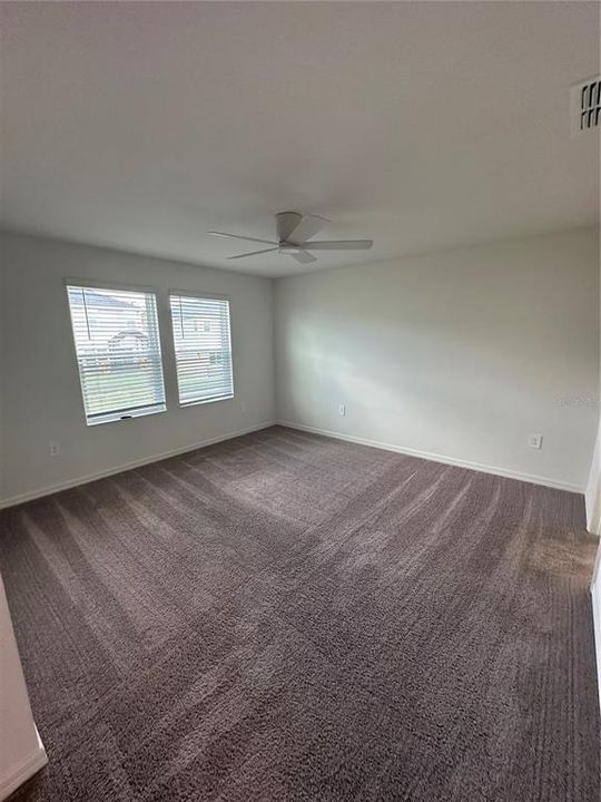 For Rent: $2,050 (3 beds, 2 baths, 1687 Square Feet)